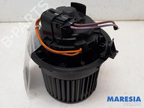 Used Heater blower motor RENAULT CLIO IV Grandtour (KH_) 0.9 TCe 90 (90 hp) 31510271