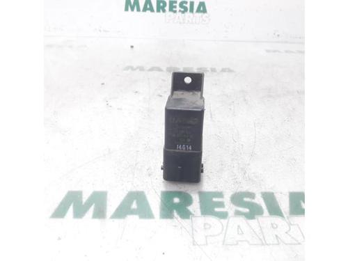 Used Electronic sensor PEUGEOT 308 CC (4B_) 1.6 HDi (114 hp) 31504151