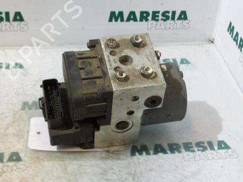 Used ABS pump ALFA ROMEO 146 (930_) 1.6 i.e. 16V T.S. (930.B2B, 930.B2C) (120 hp) 31387465