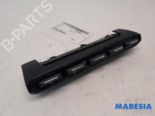Used Switch Switch ALFA ROMEO GIULIETTA (940_) 1.8 TBi (940FXC1A) (230 hp) 39932287 39932287