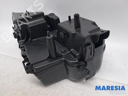 Fuse box CITROËN C5 III Break (RW_) 2.0 i 16V (RWRFJC, RWRFJF) | BP37875846E1 - Image 4