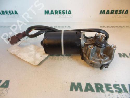 Used Front wiper motor CITROËN XSARA (N1) 1.9 D (70 hp) 31427913