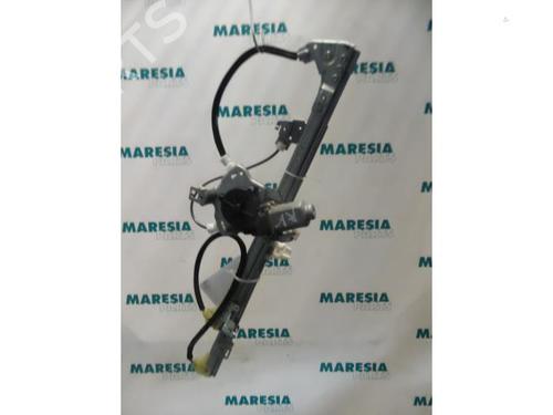 Alzavetro anteriore destra CITROËN XSARA Break (N2) 1.6 16V (109 hp) 31526483