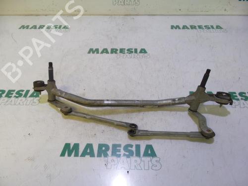 Used Front wipers mechanism CITROËN DS3 (SA_) 1.4 HDi 70 (SA8HP4) (68 hp) 31428400