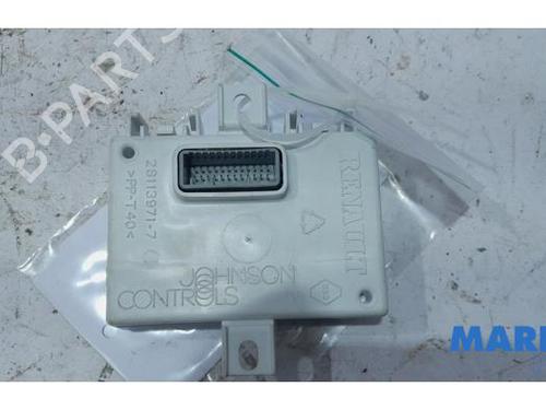 Used Electronic module Electronic module RENAULT MEGANE III Hatchback (BZ0/1_, B3_) 1.4 TCe (BZ0F, BZ1V) (131 hp) 31505529 31505529
