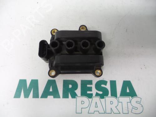 Used Ignition coil RENAULT TWINGO I (C06_) 1.2 16V (C06C, C06D, C06K) (75 hp) 31534996