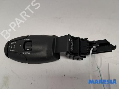 Used Switch Switch PEUGEOT 3008 I MPV (0U_) 2.0 HDi Hybrid4 (0URHCA) (200 hp) 39932635 39932635
