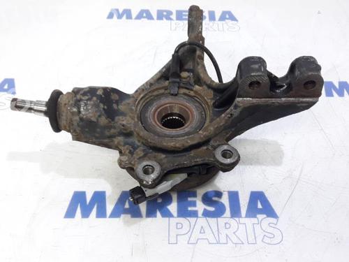Fusee links voor PEUGEOT 308 CC (4B_) 2.0 HDi (140 hp) 31444086