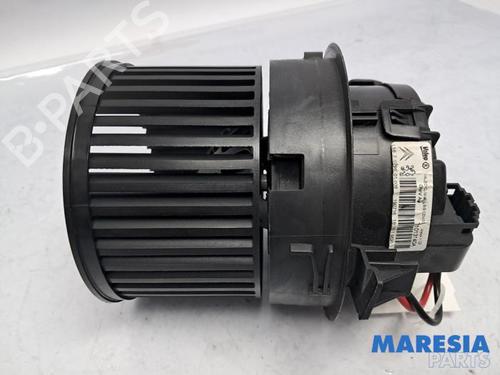 Used Heater blower motor PEUGEOT 208 I (CA_, CC_) 1.2 VTI 82 (82 hp) 31441086