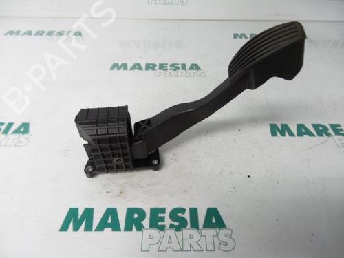 Used Electronic module FIAT 500 (312_) 1.4 (312AXC1B, 312CXC1B) (100 hp) 31489615