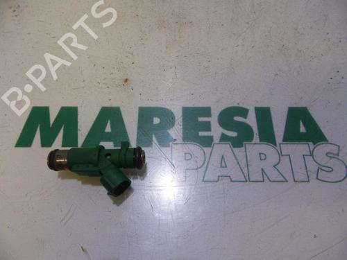 Used Injector PEUGEOT 1007 (KM_) 1.4 (75 hp) 31483289