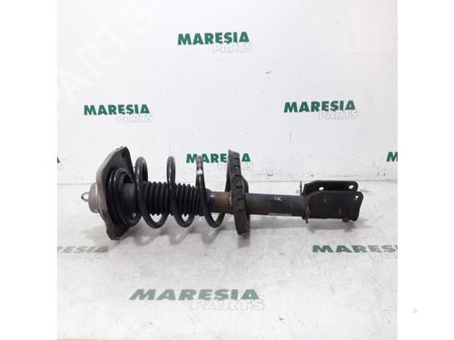 Used Right front shock absorber PEUGEOT EXPERT Van (VF3A_, VF3U_, VF3X_) 2.0 HDi 130 (128 hp) 31471728