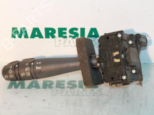 Used Steering column stalk RENAULT LAGUNA I (B56_, 556_) 1.9 dTi (B56J) (98 hp) 31452083