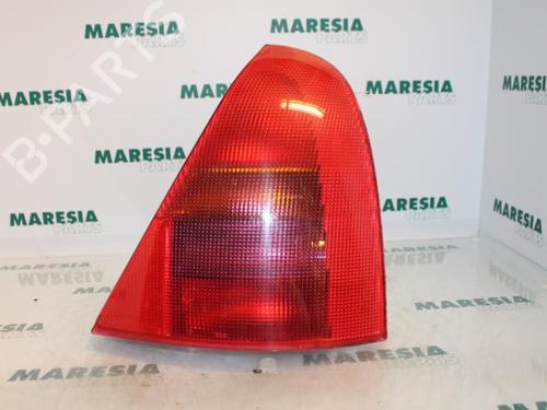 right-taillight-renault-clio-ii-bb_-cb_-1998-1999-2000-2001-2002-2003-2004-2005-2006-2007-2008-2009-2010-2011-2012-2013-2014-2015-2016-31475787 main image