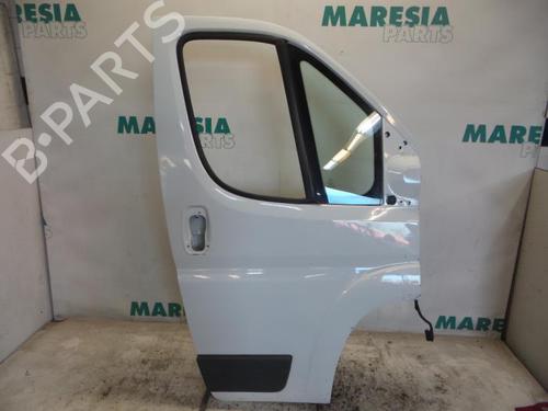 Used Right front door PEUGEOT BOXER Bus 2.2 HDi 120 (120 hp) 31461611