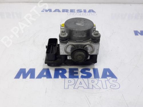 Used ABS pump FIAT 500 (312_) 1.2 (312AXA1A) (69 hp) 31421350