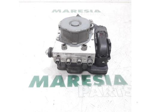 Used ABS pump RENAULT CLIO IV (BH_) 1.5 dCi 90 (90 hp) 31413382
