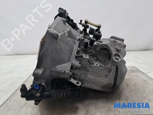 Used Gearbox PEUGEOT 208 I (CA_, CC_) 1.2 VTI 82 (82 hp) 31446700