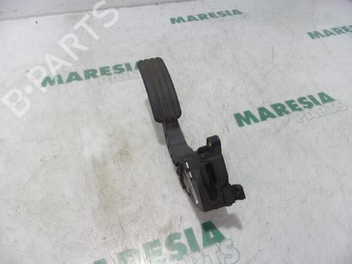 Used Electronic module Electronic module RENAULT MEGANE III Grandtour (KZ0/1) 1.5 dCi (KZ0C, KZ1A) (90 hp) 31517435 31517435