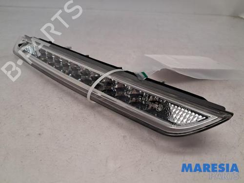 Used Third brake light Third brake light PEUGEOT 308 SW II (LC_, LJ_, LR_, LX_, L4_) 1.2 THP 130 (131 hp) 31504760 31504760