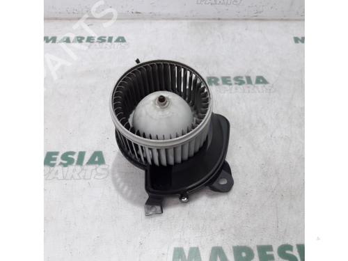 Used Heater blower motor FIAT QUBO (225_) 1.3 D Multijet (225CXB1A, 225AXB1A, 225CXB11, 225AXB11,... (75 hp) 31500068