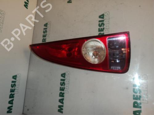 Farolim esquerdo RENAULT ESPACE IV (JK0/1_) 2.2 dCi (JK0H) (150 hp) 31404489