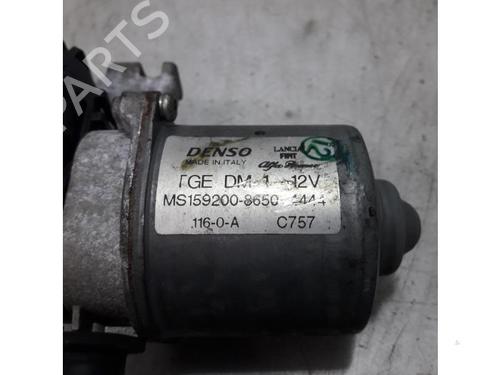 Front wiper motor FIAT 500 (312_) 1.2 (312AXA1A) | BP31484047M29