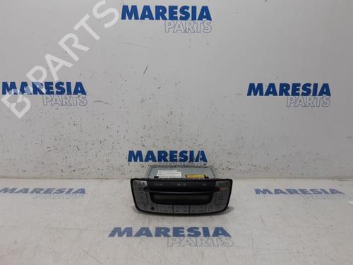 Used Radio CITROËN C1 (PM_, PN_) 1.0 (68 hp) 31471731