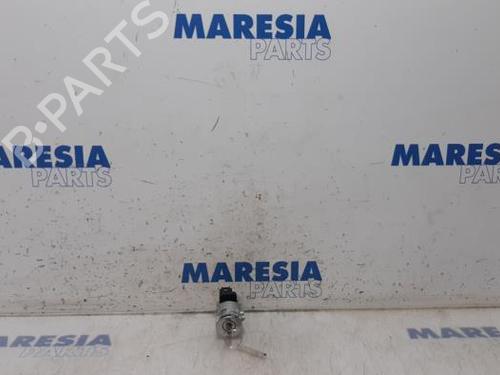 Used Ignition barrel CITROËN C3 II (SC_) 1.6 HDi (92 hp) 31452520