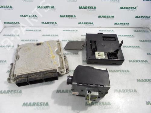 Used Engine control unit (ECU) RENAULT LAGUNA II (BG0/1_) 1.9 dCi (BG08, BG0G) (120 hp) 31499374