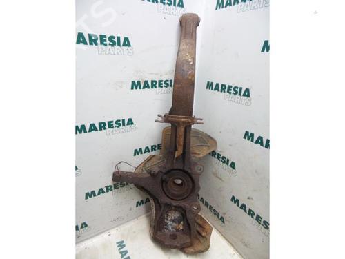 Left front steering knuckle ALFA ROMEO 147 (937_) 1.9 JTD 16V (937.AXG1B, 937.BXG1B) | BP31453773M25