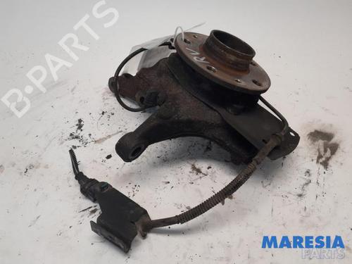 Used Right front steering knuckle Right front steering knuckle RENAULT TRAFIC III Van (FG_) 1.6 dCi 145 (FGMG) (145 hp) 31408578 31408578