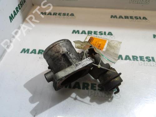 Spjældhus RENAULT ESPACE IV (JK0/1_) 3.0 dCi (JK0J, JK0V) (177 hp) 31523218