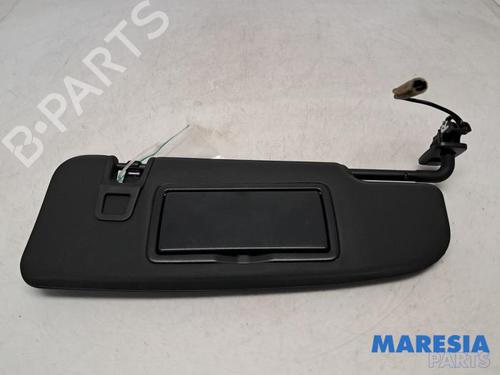 left-sun-visor-alfa-romeo-giulia-952_-2015-31468106 main image