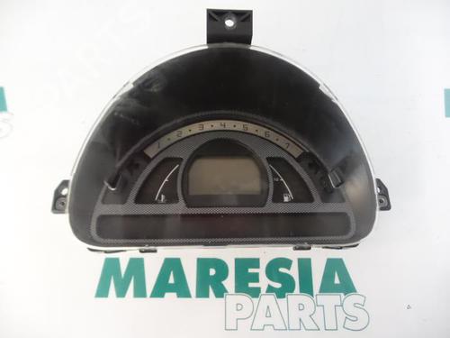 Used Instrument cluster CITROËN C2 (JM_) 1.6 (109 hp) 31389472