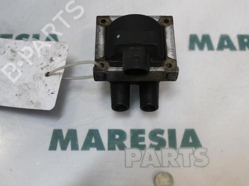 Used Ignition coil LANCIA Y (840_) 1.1 (840AE) (54 hp) 31469710