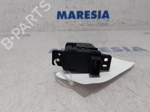 Switch RENAULT MEGANE IV Hatchback (B9A/M/N_) 1.2 TCe 130 (B9MR) | BP31453578I30