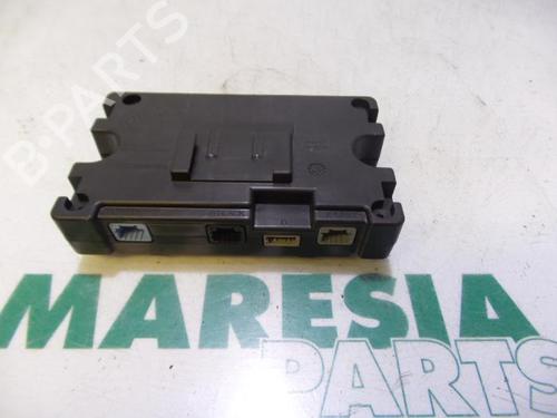 Used Control unit RENAULT GRAND SCÉNIC III (JZ0/1_) 1.5 dCi (JZ09, JZ0D, JZ10, JZ14, JZ1G, JZ29, JZ2C) (110 hp) 31467989