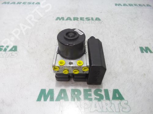 Used ABS pump CITROËN C3 II (SC_) 1.6 HDi (92 hp) 31455789