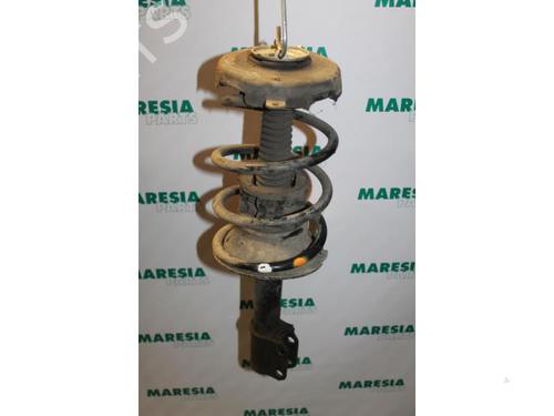 Used Left front shock absorber RENAULT SCÉNIC I MPV (JA0/1_, FA0_) 1.6 (JA00) (110 hp) 31464592