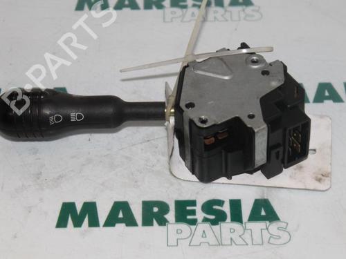 Used Steering column stalk RENAULT TWINGO I (C06_) 1.2 (C063, C064) (55 hp) 31442339