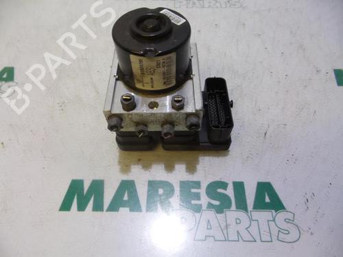 Used ABS pump FIAT DOBLO Cargo (263_) 1.6 D Multijet (263WXD1B, 263WXR1B, 263WXX1B, 263ZXD1B,... (105 hp) 31454191