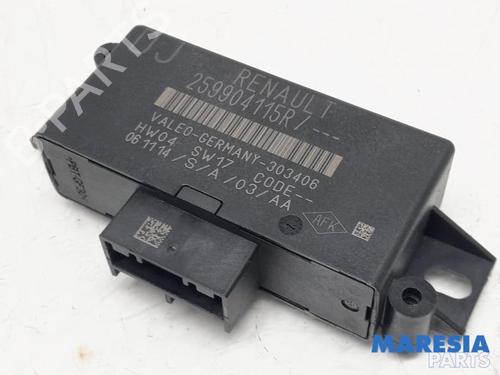 Used Electronic module RENAULT CLIO IV (BH_) 1.2 TCe 120 (BHM0) (120 hp) 31494624