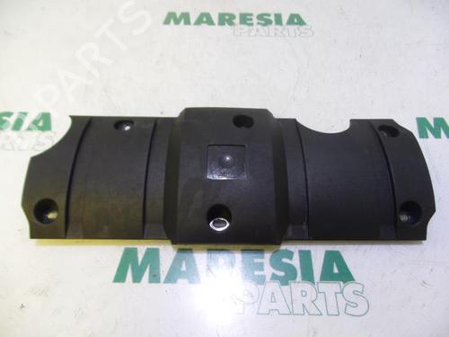 Used Valve cover CITROËN C3 I (FC_, FN_) 1.6 16V (109 hp) 31397401
