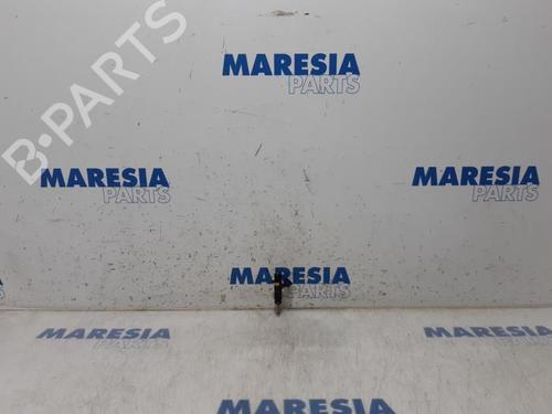 Used Injector CITROËN C3 II (SC_) 1.4 VTi 95 (95 hp) 31490491