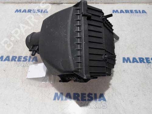 Used Air filter box RENAULT TRAFIC III Van (FG_) 1.6 dCi 140 (FGMA, FGMC) (140 hp) 31407146