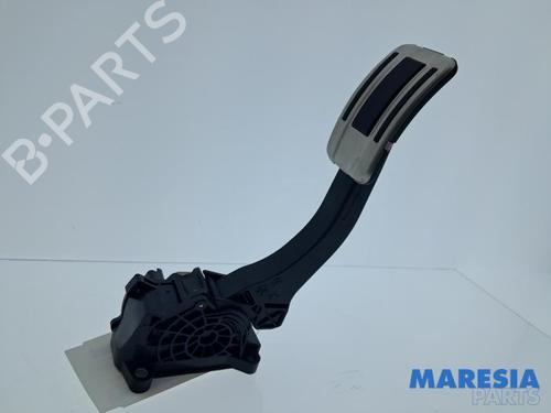 pedal-peugeot-3008-ii-suv-mc_-mr_-mj_-m4_-2016-32485107 main image