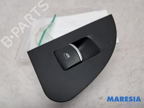 Used Switch ALFA ROMEO GIULIA (952_) 2.0 (952ABA25B) (200 hp) 31400523