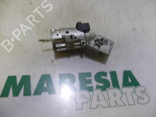 Used Ignition barrel CITROËN C4 I (LC_) 1.6 16V (109 hp) 31509650