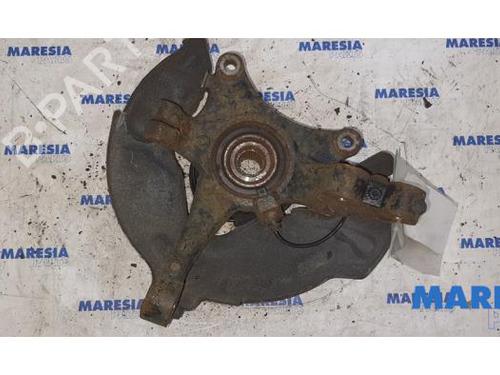 Used Right front steering knuckle PEUGEOT 508 I (8D_) 1.6 THP (156 hp) 31424571